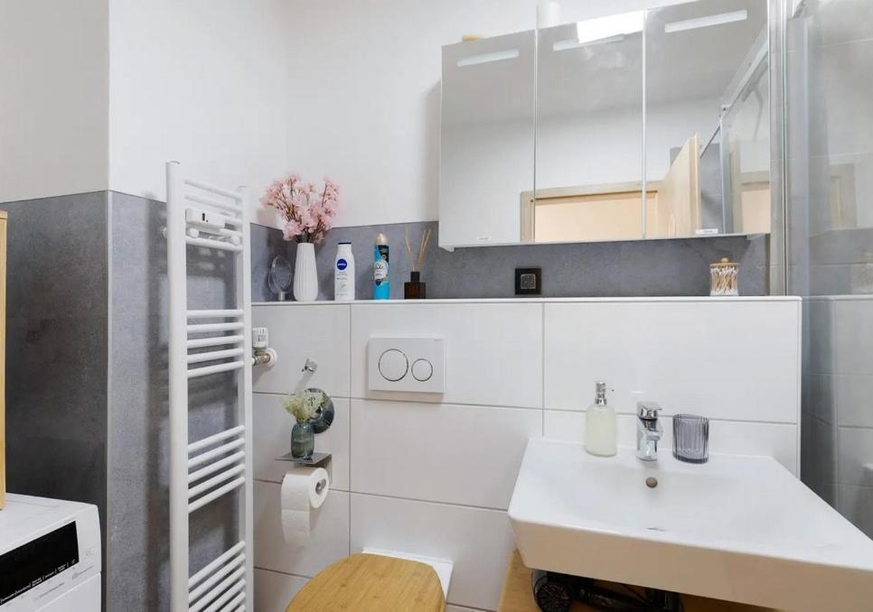 Homestay Charmentes Mit Kueche, Naturgebiet *